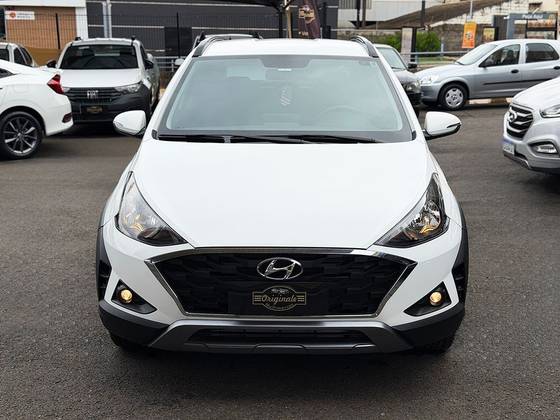HYUNDAI HB20X 1.6 16V FLEX VISION MANUAL HYUNDAI HB20X 1.6 16V FLEX VISION MANUAL